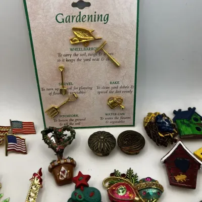 Colorful Novelty Brooch Lot Christmas Trees Birdhouses Flags Angels Garden Pins