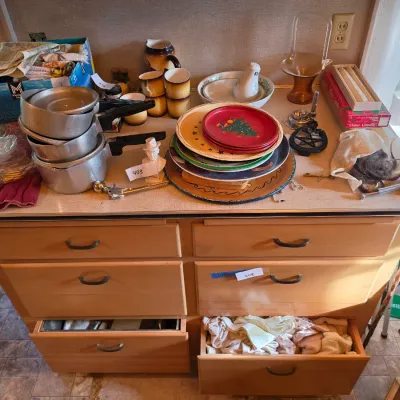 Estate sale photo