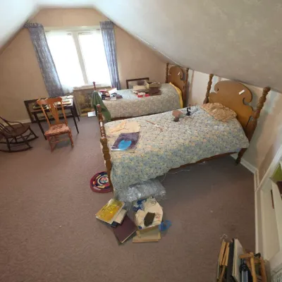 Sale Photo Thumbnail #144