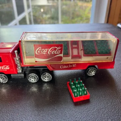 Sale Photo Thumbnail #28: Lot029 Vintage Buddy L Coca-Cola "Coke Is It!" Delivery Truck with Bottle Cases