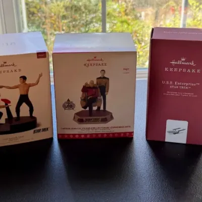 Sale Photo Thumbnail #43: Lot044 5 Hallmark Keepsake Star Trek Ornaments – Picard & Data TNG 30th Anniversary, Naked Time, U.S.S. Franklin, Enterprise, Discovery
