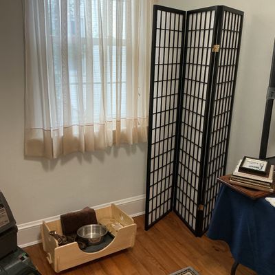 Sale Photo Thumbnail #44: Pet bed, folding screen