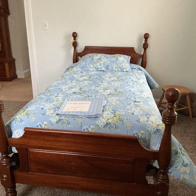 Sale Photo Thumbnail #36: Cannonball style twin bed