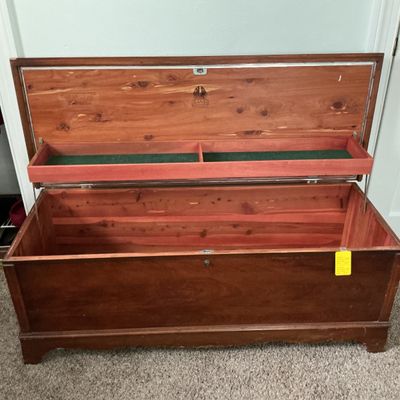 Sale Photo Thumbnail #42: Inside of Lane cedar chest