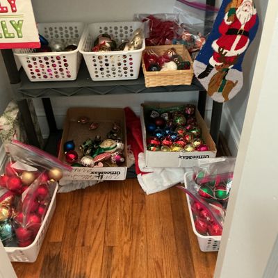 Sale Photo Thumbnail #50: Christmas items