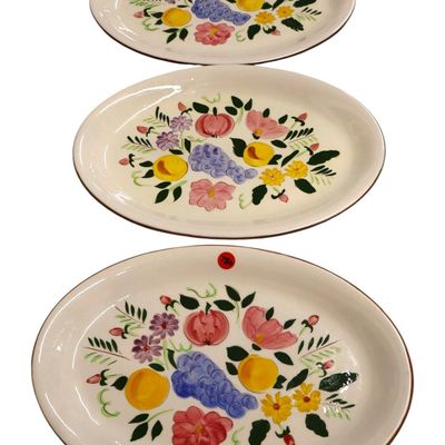 Sale Photo Thumbnail #286: 3 vintage Stangle oval platters good condition