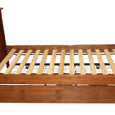 Sale Photo Thumbnail #25: Stickley mission oak slat side day bed, original finish