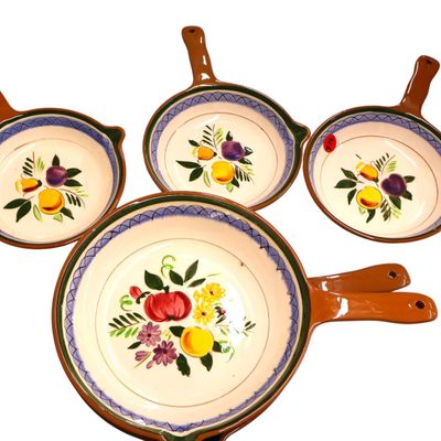 Sale Photo Thumbnail #282: 5-pc Stangle oven proof bowls in fruit and flower pattern