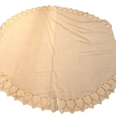 Sale Photo Thumbnail #202: Vintage linen laced edged tablecloth