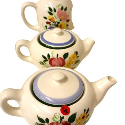 Sale Photo Thumbnail #290: 3 vintage Stangl teapots with handles fruit and flower collections, 2 5.5"h, 1 8"h