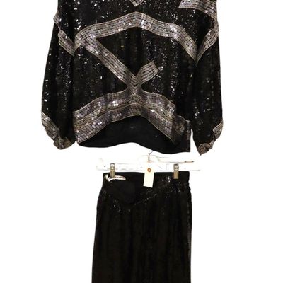 Sale Photo Thumbnail #215: 2 piece vintage Saz II Nan Duskin blouse with matching skirt set size 6