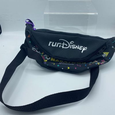 Sale Photo Thumbnail #156: RunDisney 2023 Marathon Weekend Cast Member Exclusive Fanny Pack