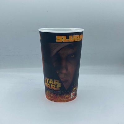 Sale Photo Thumbnail #170: Star Wars Episode III Slurpee Cup With Anakin And Battle Scene
