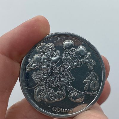 Sale Photo Thumbnail #229: Mickey And Minnie Disneyland 70th Magic Key Medallion
