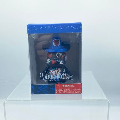 Sale Photo Thumbnail #33: Vinylmation Limited Edition 2013 3” Artist Yearly Design Figure