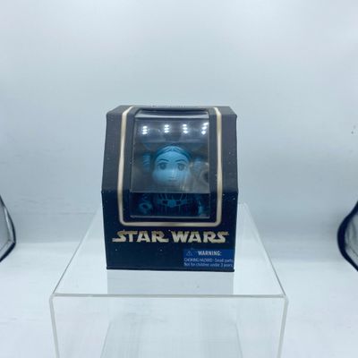 Sale Photo Thumbnail #43: Vinylmation Star Wars Celebration Vi Leia Figure