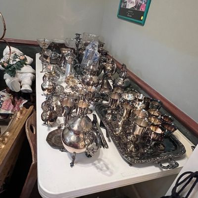 Sale Photo Thumbnail #14: Silverware lot