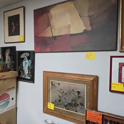 Estate sale photo