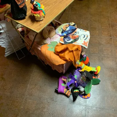 Sale Photo Thumbnail #378