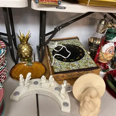 Sale Photo Thumbnail #233