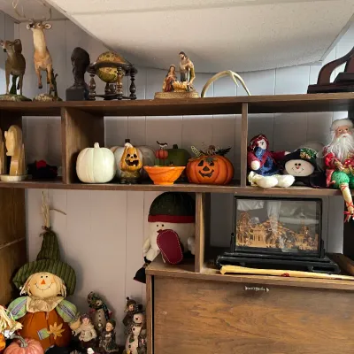 Sale Photo Thumbnail #243