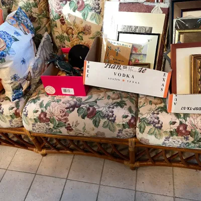 Sale Photo Thumbnail #473