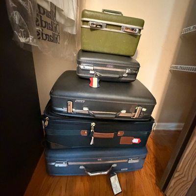 Sale Photo Thumbnail #127