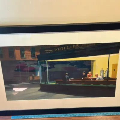 Framed Edward Hopper Reproduction Print – Nighthawks