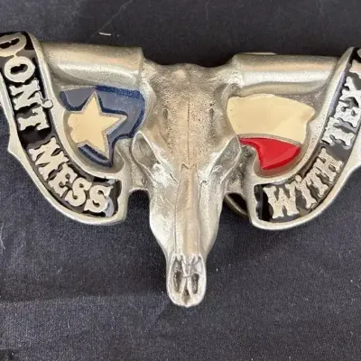 Don’t Mess With Texas Pewter Belt Buckle Featuring Longhorn And Flag
