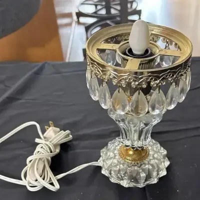 Vintage Crystal Prism Boudoir Table Lamp With Gold Accents