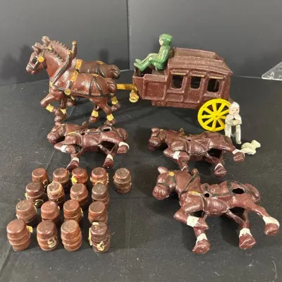 Vintage Cast Iron Western Frontier Horse And Wagon Set 