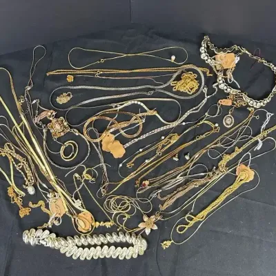 Assorted Lot Of Women’s Gold Colored Jewelry Necklaces, Chains