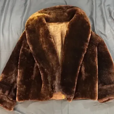Vintage Brown Women’s Fashion Fur Coat With Leather Interior