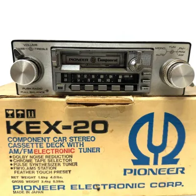 Sale Photo Thumbnail #189: Lot 189 Vintage Pioneer Car radio