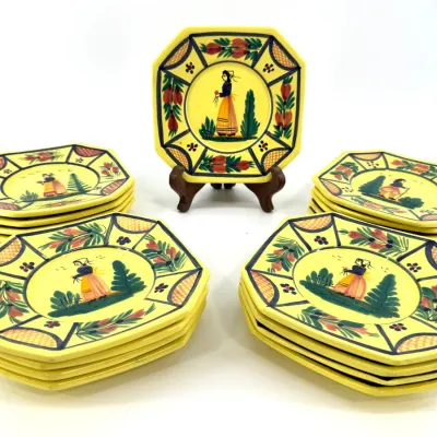 Sale Photo Thumbnail #43: Lot 43: HB Quimper dessert plates