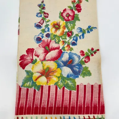 Sale Photo Thumbnail #247: Lot 247 Vintage cotton tea towel