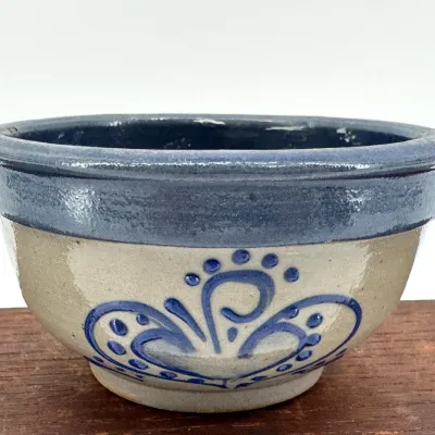 Sale Photo Thumbnail #225: Lot 225 Salt Glazed Stoneware bowl