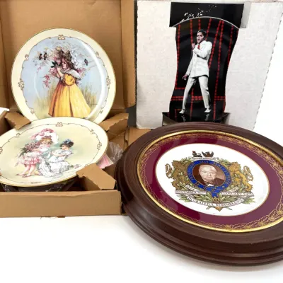 Sale Photo Thumbnail #249: Lot 249 Vintage collectible plates including Elvis & more