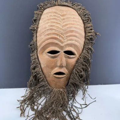 Sale Photo Thumbnail #210: Lot 210 African tribal mask