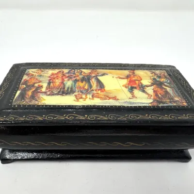 Sale Photo Thumbnail #49: Lot 49: Russian Lacquer box