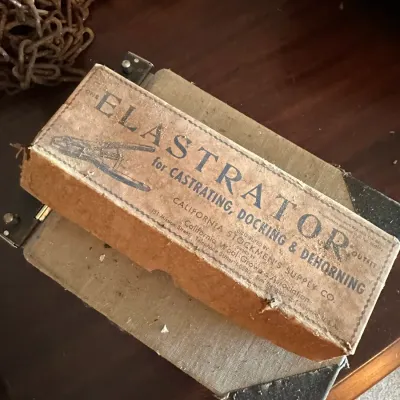 Sale Photo Thumbnail #366: Vintage Elastrator livestock tool in original cardboard box, distributed by California Stockmen's Supply Co.
