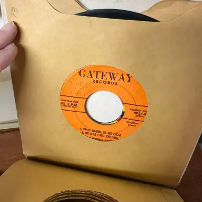 Sale Photo Thumbnail #124: Vintage Gateway Records 45 RPM vinyl record housed in a binder album sleeve.
