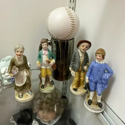 Sale Photo Thumbnail #237