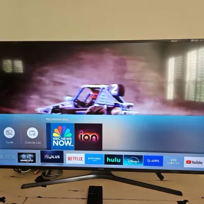 Samsung UN55KU6300FXZA 55-inch Flat Screen Smart LED TV
