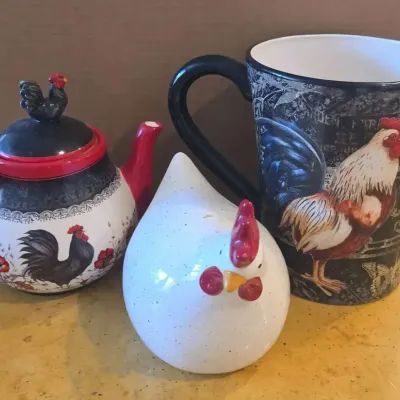 Chicken Decor - Pitcher, Cracker Barrel Earthenware Tea Pot, Rooster