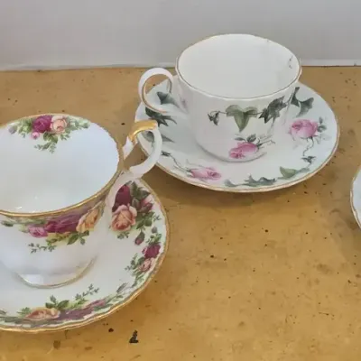 Tea Time - Floral Tea Cups & Saucers, Old Country Roses, Allyn Nelson Collection, Fine Bone China