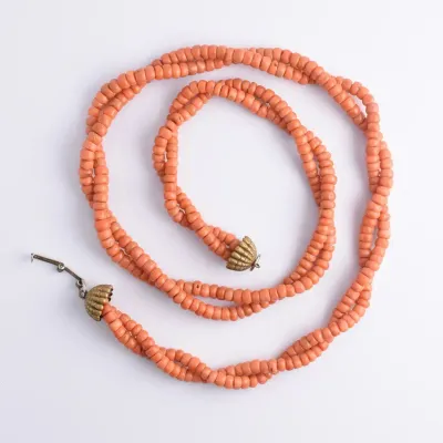 Vintage Coral Bead Necklace