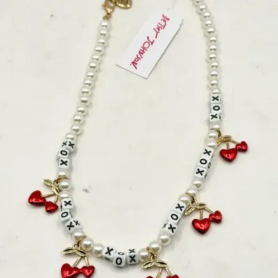 NWT Betsy Johnson Necklace