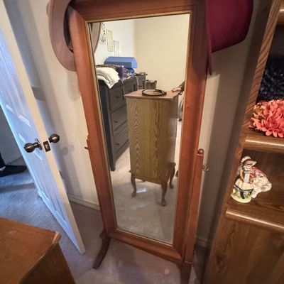 Sale Photo Thumbnail #43