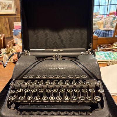 Sale Photo Thumbnail #16: 1940s Smith Corona typewriter in working condition (needs tape)